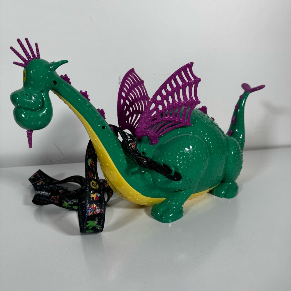 Disney Parks light up Elliot Dragon Popcorn Bucket Main Street Electrical Parade